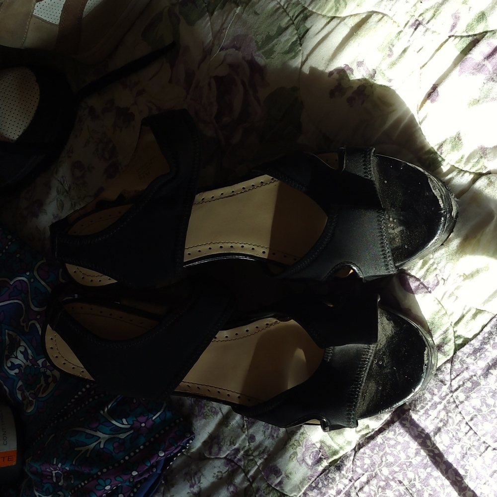Sandle